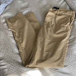 Men’s American Eagle khaki pants